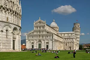Leaning Tower of Pisa and Duomo in Italy