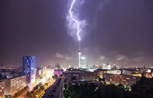 Images Dated 6th August 2013: Lightning strike at Berlin Fernsehturm