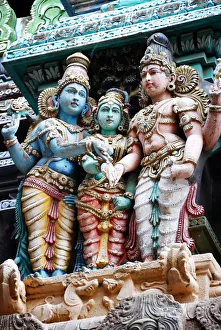 Meenakshi Amman Temple located in the holy city of Madurai, Tamil Nadu, India Meenakshi Amman Temple located in the holy city of Madurai, Tamil Nadu, India