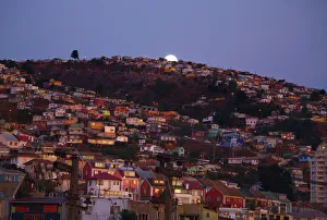Moon rising over Valparaiso, Chile Moon rising over Valparaiso, Chile