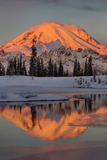 Mount Rainier and Upper Tipsoo Lake, Mount Rainier National Park, Washington State, USA Mount Rainier and Upper Tipsoo Lake, Mount Rainier National Park, Washington State, USA