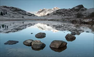 Images Dated 15th January 2013: Mountain lake