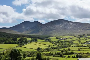 Ireland Gallery: Mourne Mountains and Mt. Slieve Bearnagh, County Down, Northern Ireland, Ireland, Great Britain