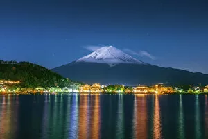 Celebrities Gallery: Mt Fuji at Night, Kawaguchiko, Japan