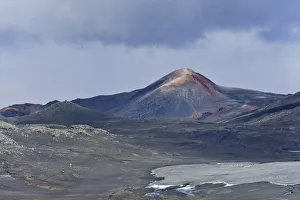 New crater of a volcanic eruption in 2010, at long-distance hiking trail from from Skogar New crater of a volcanic eruption in 2010, at long-distance hiking trail from from Skogar