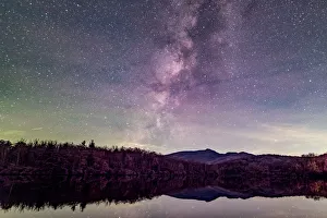<b class=qtipBold><figcaption>A night below the Milky Way</figcaption></b><br>A Night below the milky way at Price Lake located in the blue Ridge Mountains of North Carolina.<br><em>© ROBERT LOE</em> A night below the Milky Way