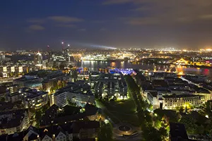 Night shot overlooking the Elbe Philharmonic Hall and the HafenCity, Hamburg, Germany Night shot overlooking the Elbe Philharmonic Hall and the HafenCity, Hamburg, Germany