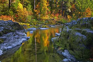 North Umpqua in Umpqua National Forest, Oregon, USA North Umpqua in Umpqua National Forest, Oregon, USA