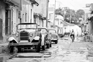 Wheeled Gallery: Old convertible car on street of Trinidad, Cuba