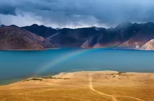 Images Dated 25th August 2014: Pangong Lake