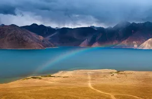 Images Dated 25th August 2014: Pangong Lake