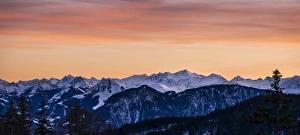 Panoramic view of the Alps at sunset, from Mt Bruennstein, Bavarian Alps, Brunnstein, Oberaudorf, Bavaria, Germany Panoramic view of the Alps at sunset, from Mt Bruennstein, Bavarian Alps, Brunnstein, Oberaudorf, Bavaria, Germany