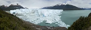Panoramic view of the Perito Moreno Glacier, Lago Argentino, Santa Cruz region, Patagonia Panoramic view of the Perito Moreno Glacier, Lago Argentino, Santa Cruz region, Patagonia