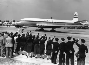 Prints of The BOAC Comet taxiing onto the runaway at London Airport. The Comet, which will fly to Johannesburg, will be the worlds first jet passenger service. (Photo by Reg Speller/Getty Images) Heathrow Airport Prints: BOAC Comet Print - Jet Passenger Service Taxiing at London Airport