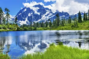 Images Dated 19th August 2017: Picture Lake, Mount Baker Highway, Washington State, USA