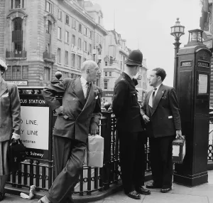 London Underground History Prints: Piccadilly Circus