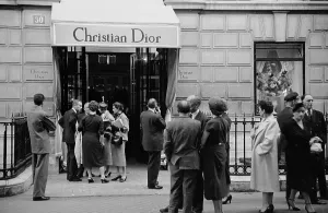 Fine Art Storehouse Print of Dior Boutique, 29th August 1953