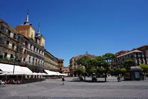 Plaza Mayor Square and City Hall of Segovia, Spain Plaza Mayor Square and City Hall of Segovia, Spain