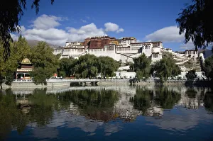 Potala Palace, Lhasa, Tibet Autonomous Region, China Potala Palace, Lhasa, Tibet Autonomous Region, China