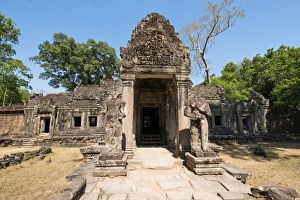 Preah Khan Temple Entrance, Angkor Temple Complex Preah Khan Temple Entrance, Angkor Temple Complex