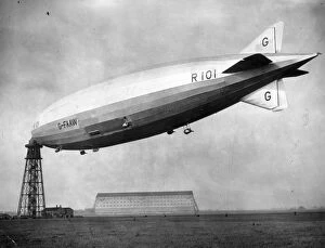Airplane Gallery: R101