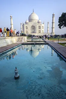 <b class=qtipBold><figcaption>Reflection of Taj Mahal</figcaption></b><br>A shot of Taj Mahal on reflection<br><em>© Copyright 2015 Zanariah Salam</em> Reflection of Taj Mahal