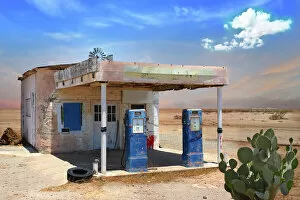 1940 1949 Collection: Retro Style Scene of old gas station in Arizona Desert