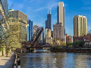 Images Dated 22nd July 2014: River North Chicago