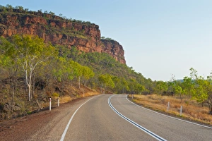 Road, red cliffs, Northern Territory, Australia Road, red cliffs, Northern Territory, Australia