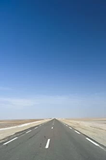 Road across the salt lake Chott el Jerid, Southern Tunisia, Tunisia, Maghreb, North Africa, Africa