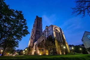 <b class=qtipBold><figcaption>Rockefeller Chapel Sunrise</figcaption></b><br>This is the Rockefeller Chapel on the University of Chicago campus in Hyde Park.<br><em>© 2017</em> Rockefeller Chapel Sunrise