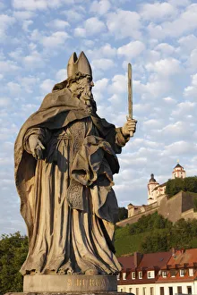 Saint Burkard, Burcardus, Old Main Bridge, Wuerzburg, Lower Franconia, Franconia, Bavaria, Germany, Europe Saint Burkard, Burcardus, Old Main Bridge, Wuerzburg, Lower Franconia, Franconia, Bavaria, Germany, Europe
