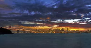 Images Dated 15th October 2011: San Francisco Skyline at Sunset