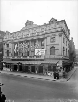 Theatres Gallery: Shaftesbury Theatre