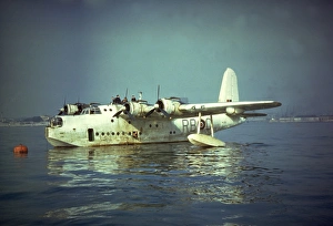 <b class=qtipBold><figcaption>Short Sunderland</figcaption></b><br>circa 1940: A Royal Air Force flying boat sits on the water. (Photo by Hulton Archive/Getty Images) Short Sunderland