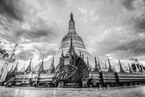 Shwemawdaw Pagoda Shwemawdaw Pagoda