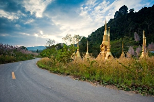 The small pagodas at Tham Sakoen National Park The small pagodas at Tham Sakoen National Park