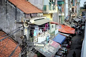 Images Dated 6th December 2016: Speaker, Roof, Old Quarter, Center, Hanoi
