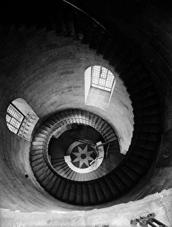 <b class=qtipBold><figcaption>Spiral Staircase</figcaption></b><br>May 1937: The spiral staircase at St Paul's Cathedral, London. (Photo by Fox Photos/Getty Images)<br><em>© This content is subject to copyright.</em> Spiral Staircase