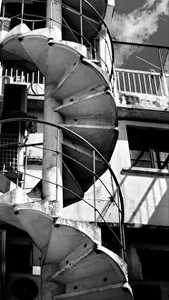 <b class=qtipBold><figcaption>spiral staricase in bw</figcaption></b><br><em>© @ 2011 Cheryl Chan</em> spiral staricase in bw