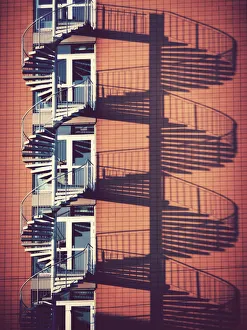 <b class=qtipBold><figcaption>Spiralling II</figcaption></b><br>Shaodows of a spiralling staircase in Karlsruhe<br><em>© © 2013 Milica Vujicic</em> Spiralling II
