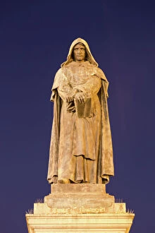 Memorial Gallery: Statue of Giordano Bruno, Campo de Fiori, at night, Rome, Lazio, Italy