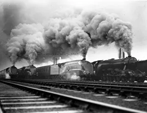<b class=qtipBold><figcaption>Steam Engines</figcaption></b><br>circa 1935: Steam locomotives in action. (Photo by Fox Photos/Getty Images) Steam Engines