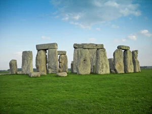 UNESCO World Heritage Gallery: Stonehenge, a Prehistoric Monument Collection