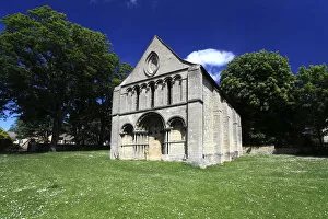 Images Dated 22nd October 2013: Summer, St Leonards Priory Stamford