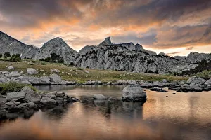 UNESCO World Heritage Gallery: Sunset at Pyramid Lake