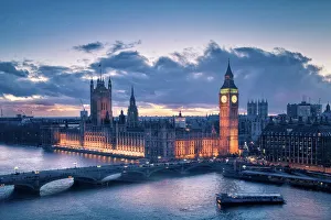Images Dated 17th April 2015: Sunset on Westminster Palace