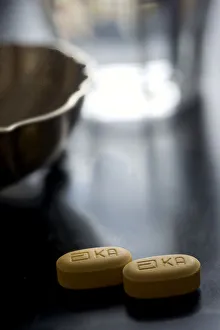 Tablets, Kaletra, anti-AIDS drug, HIV protease inhibitor Tablets, Kaletra, anti-AIDS drug, HIV protease inhibitor