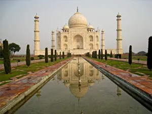 <b class=qtipBold><figcaption>Taj Mahal - Monument of Love</figcaption></b> Taj Mahal - Monument of Love
