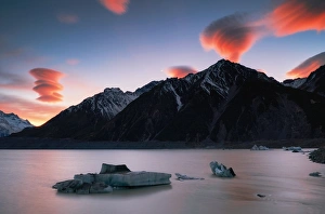 Tasman Glacier and Lenticular clouds sunrise Tasman Glacier and Lenticular clouds sunrise